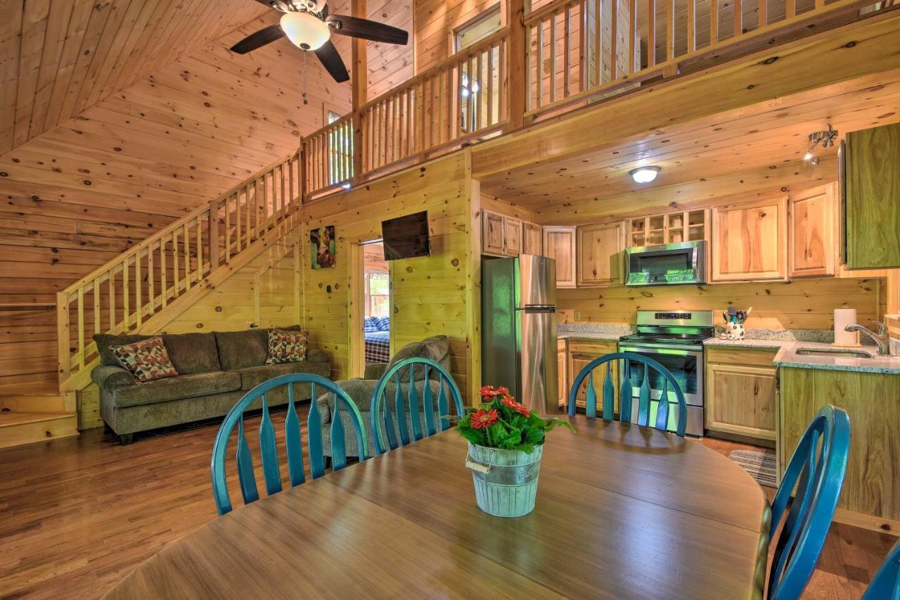 Murphy Cabin With Spacious Deck And Forest Views! Exterior foto