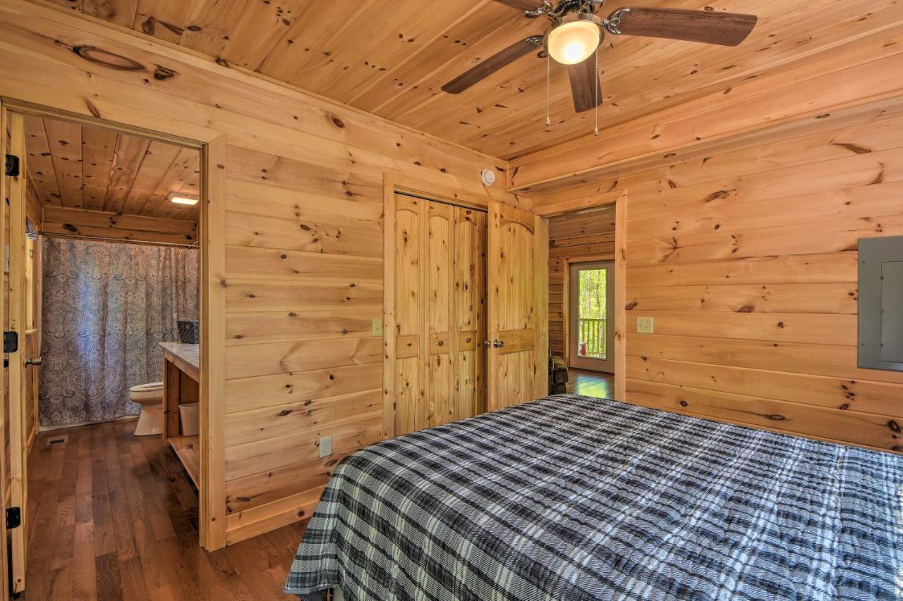 Murphy Cabin With Spacious Deck And Forest Views! Exterior foto