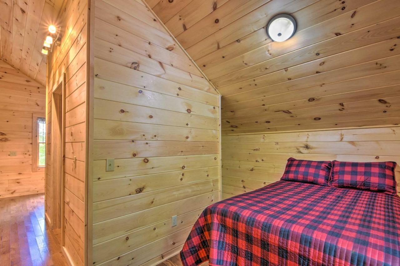 Murphy Cabin With Spacious Deck And Forest Views! Exterior foto